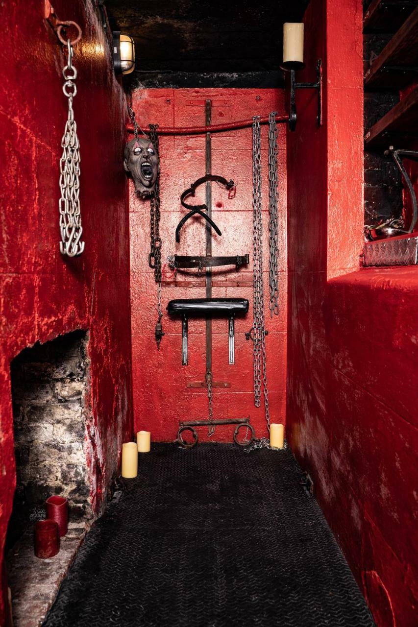 Erotic Boudoir